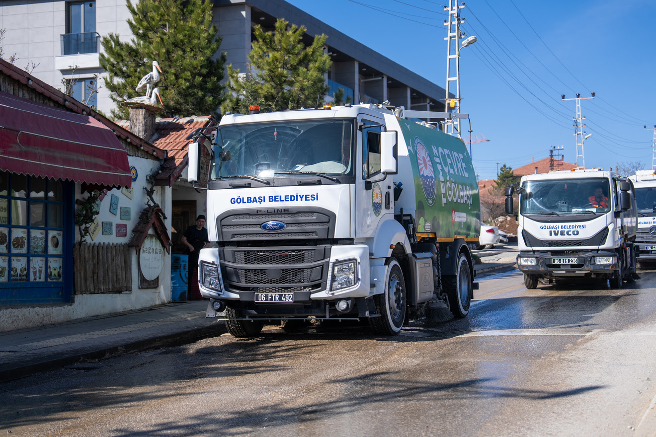 "PIRIL PIRIL BİR GÖLBAŞI İÇİN TEMİZLİK SEFERBERLİĞİ"