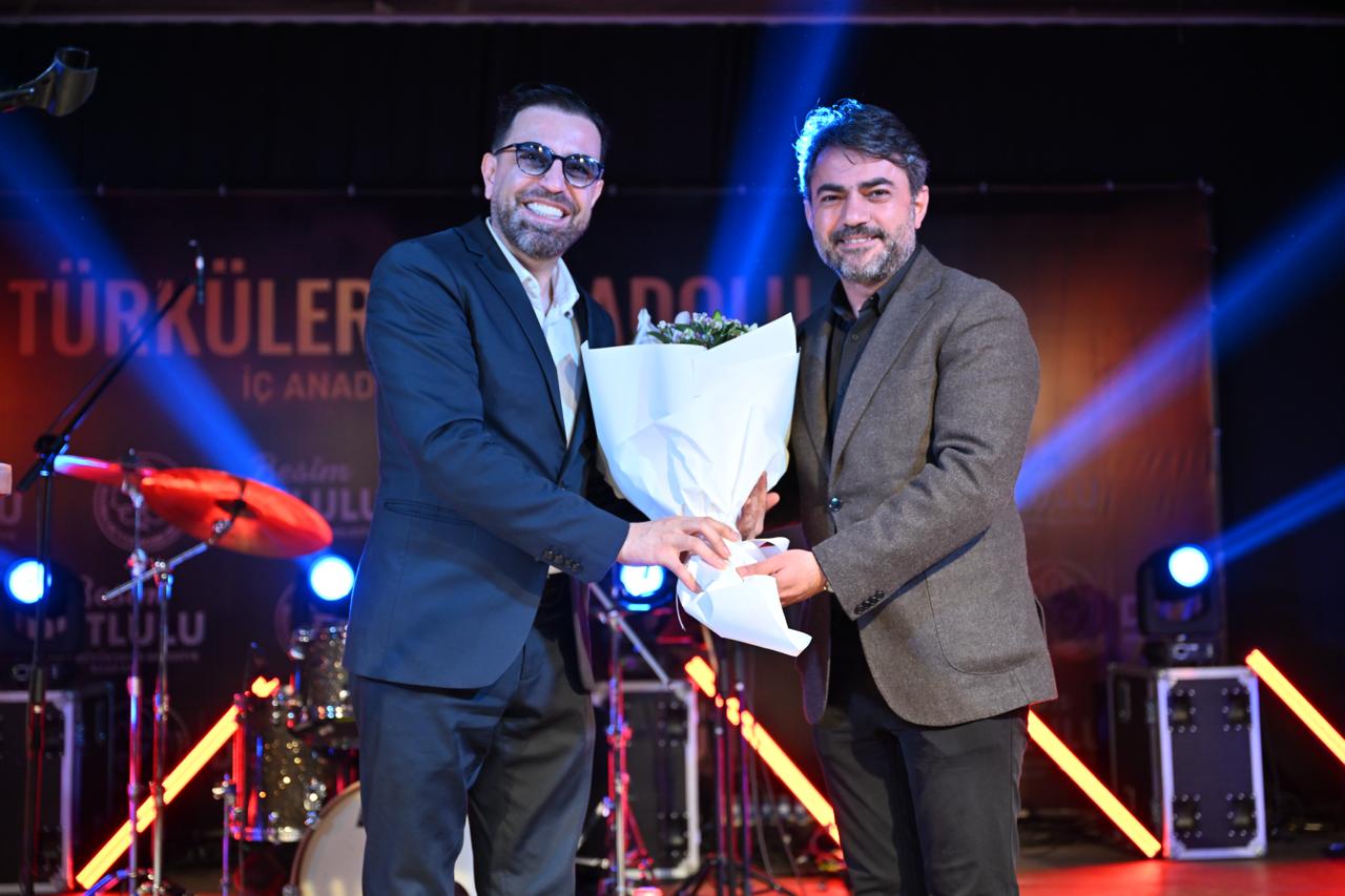 "Manisa’da İsmail Altunsaray ile Türkü Dolu Gece"