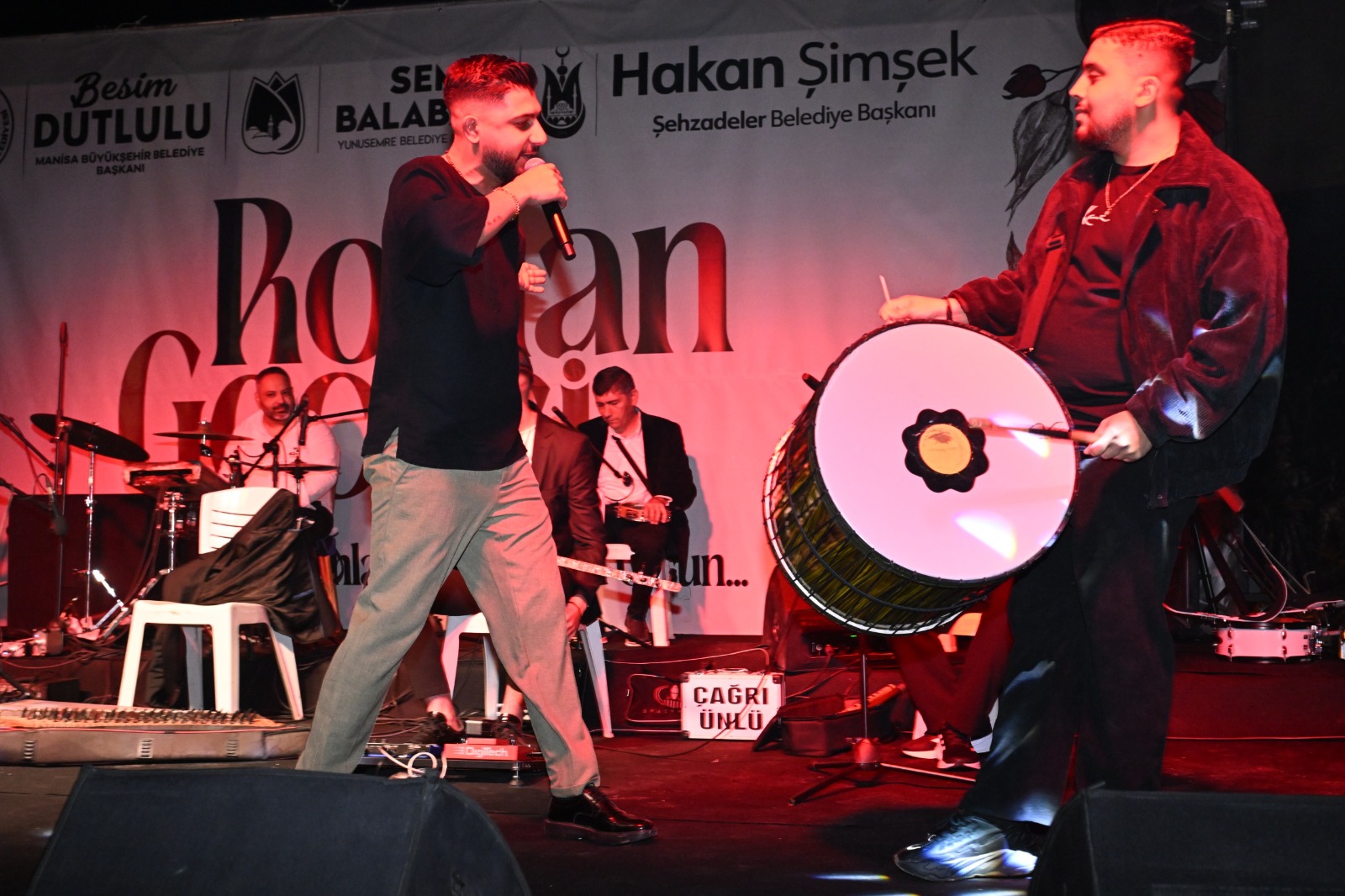 "Dünya Romanlar Günü kapsamında düzenlenen Romanlar Gecesi"