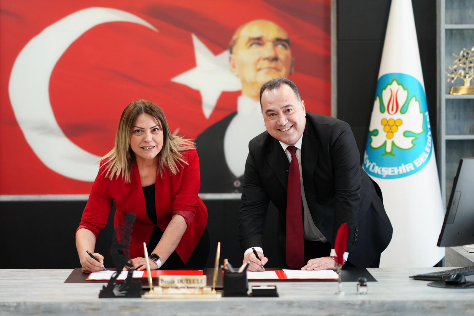 "Manisa Büyükşehir’den İşçilere Prim ve Eğitim Müjdesi"