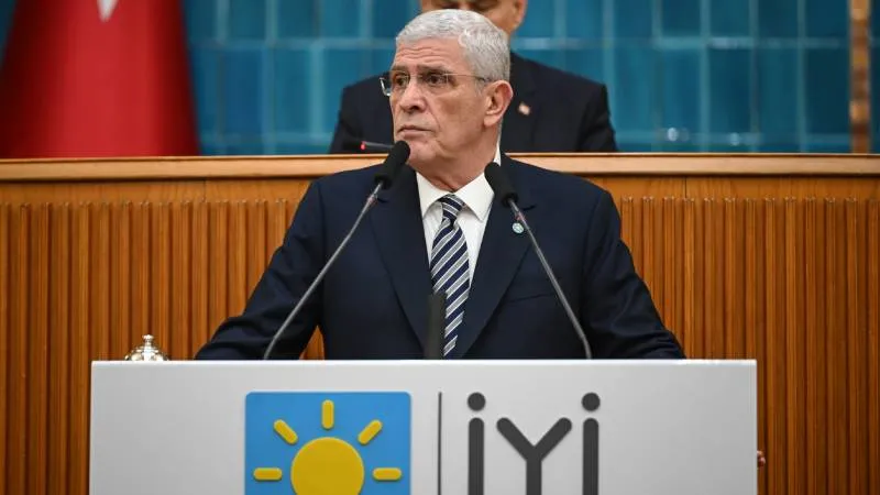 İYİ Parti lideri Müsavat Dervişoğlu partisinin grup toplantısında konuştu. Müsavat Dervişoğlu'ndan Öcalan'a statü isteyen Devlet Bahçeli'ye