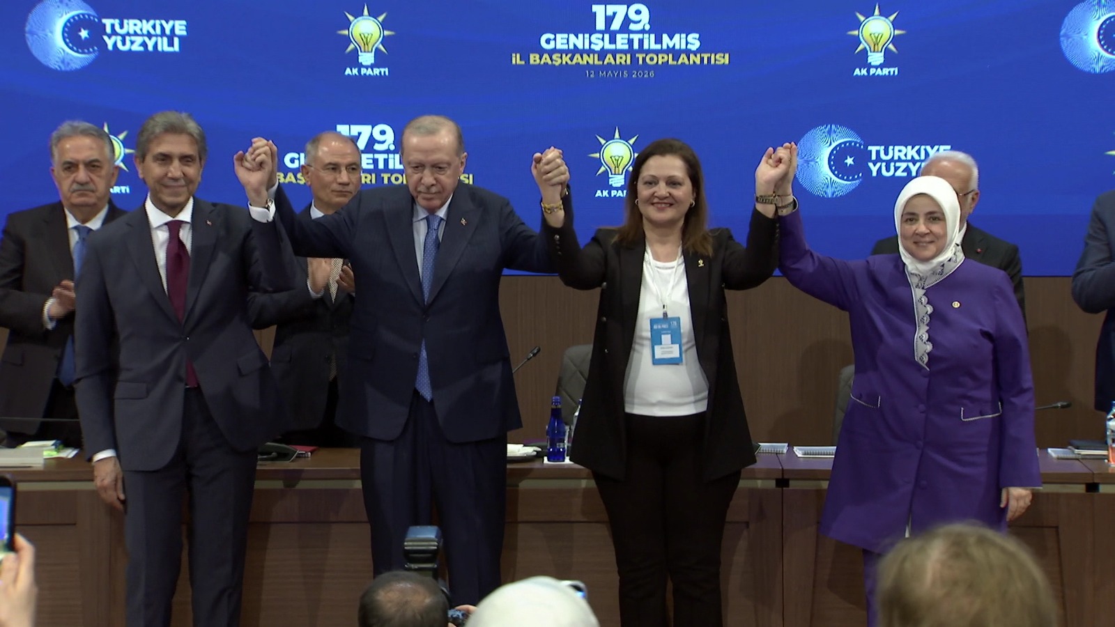 Burcu Köksal AK Parti’ye Katıldı