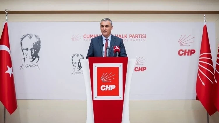 CHP Genel Merkezi'ndeki MYK sonrası Müslim Sarı yaptığı açıklamada