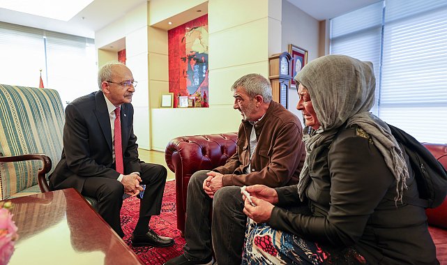 Evsiz Çift, Kemal Kılıçdaroğlu’nu Ziyaret Etti
