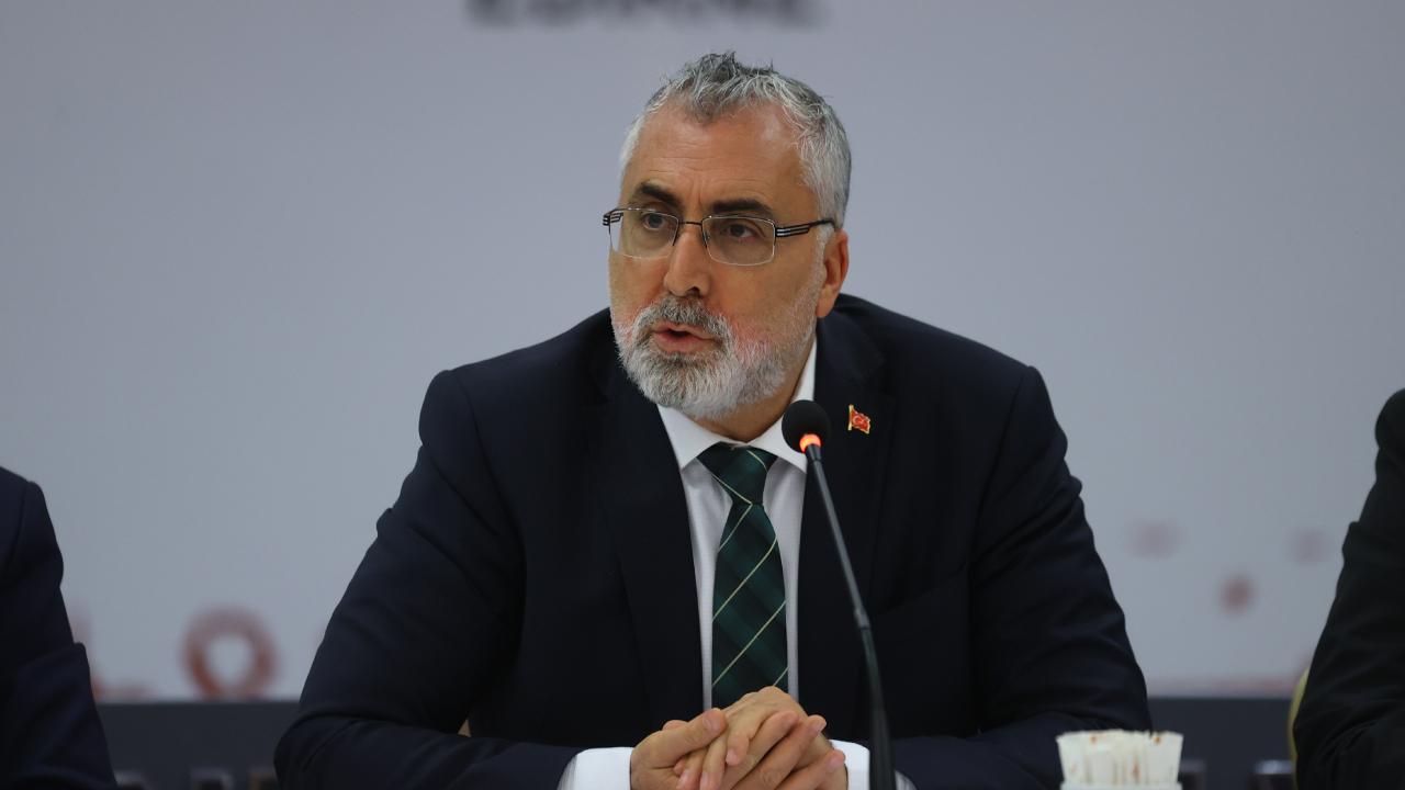 Bakan Işıkhan'dan En Düşük Emekli Aylığı Açıklaması: Gözler 3 Temmuz Verisinde
