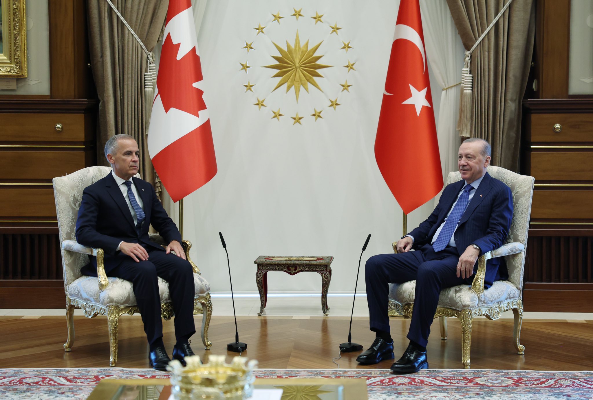Cumhurbaşkanı Erdoğan, Kanada Başbakanı Carney ile Görüştü