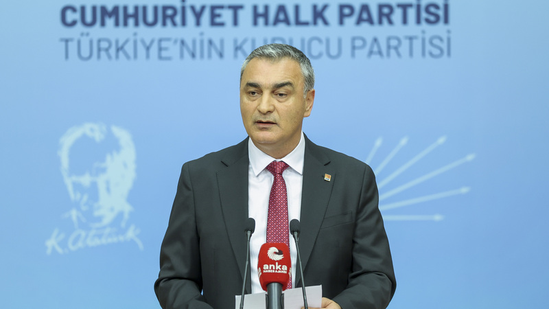 CHP'de 4 il başkanı daha görevden alındı