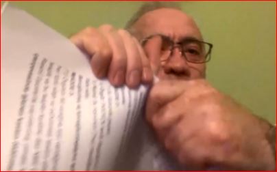 Zafer Partili Yücel, canlı yayında çerçeve yasayı yırttı
