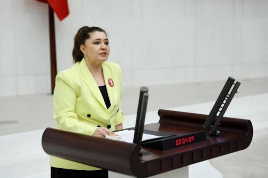 KOMİSYONDA İYİ PARTİLİ VEKİLLERE SÖZ HAKKI TARTIŞMASI: “AYLARCA KATİLLERİ DİNLEDİNİZ YA!”