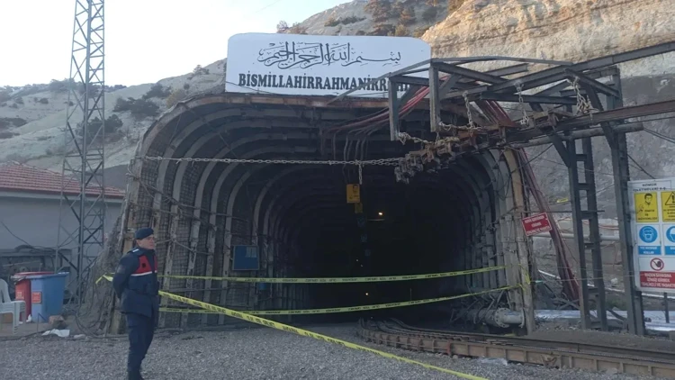 ANKARA’DA MADEN OCAĞINDA GÖÇÜK