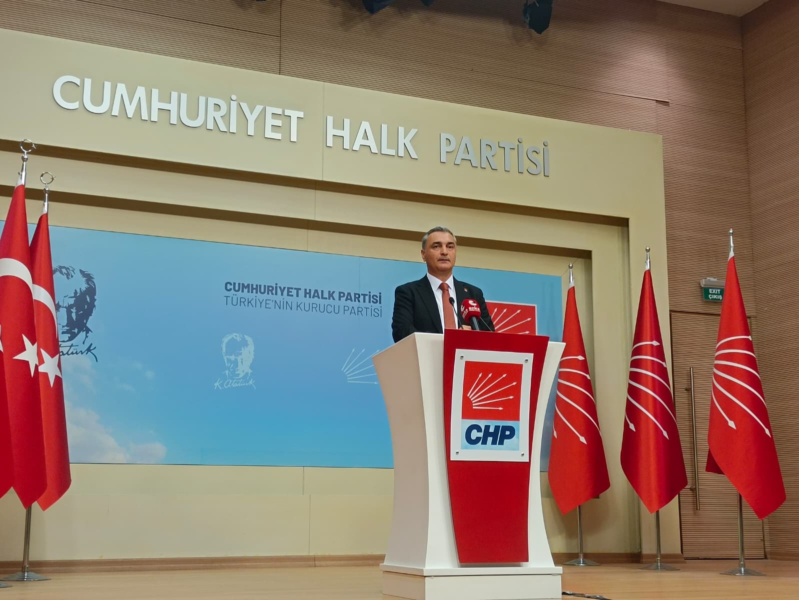 CHP'den eğitim, ekonomi ve yerel yönetim gündemine ilişkin açıklamalar