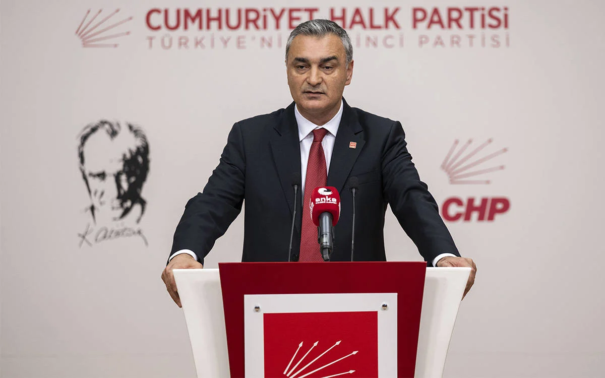 CHP'li Sarı'dan Yavaş'a kurumsal kimlik vurgusu