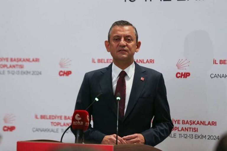 CHP’nin 81 il başkanından, “olağanüstü kurultaya hayır” açıklaması!