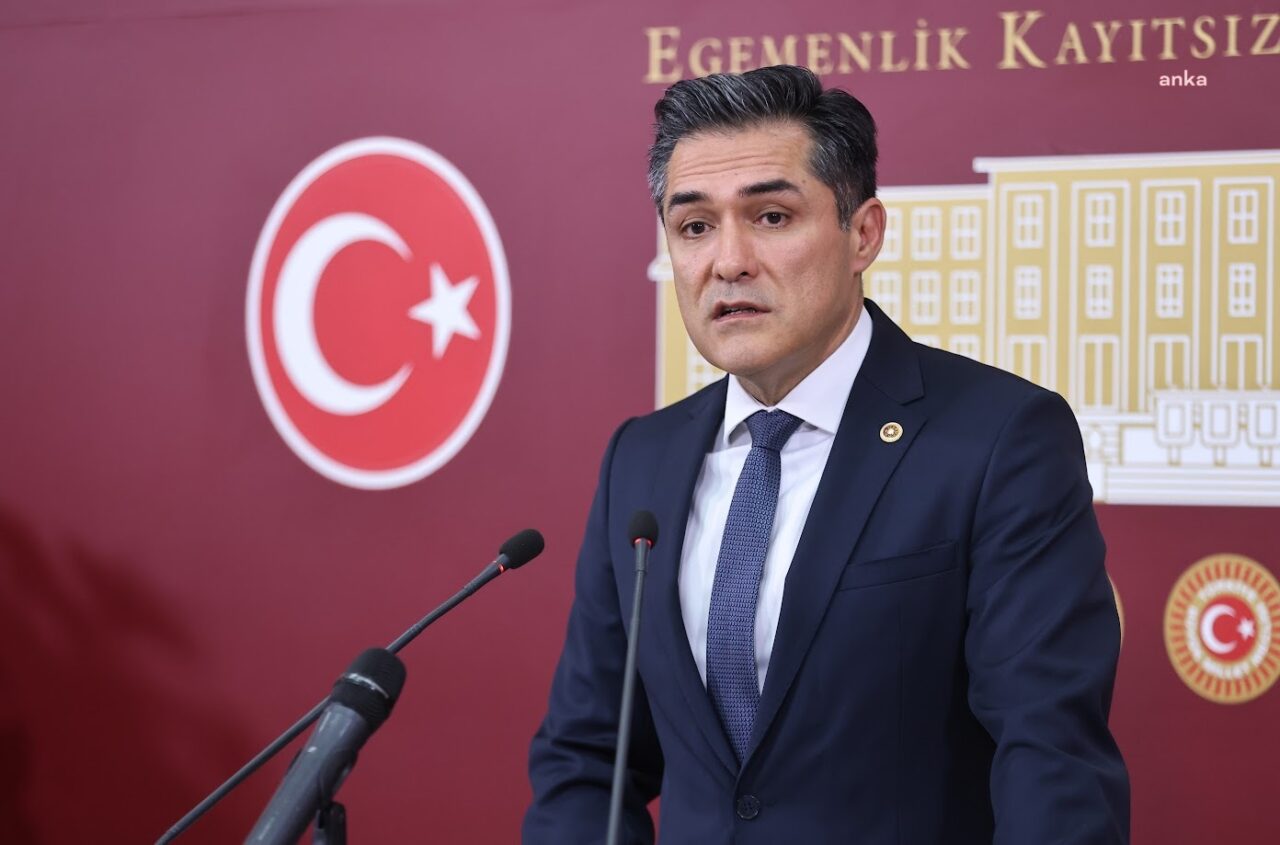 Buğra Kavuncu: “Millet iradesinin önüne bir terör örgütü liderini koyacak yaklaşım kabul edebileceğimiz bir konu değildir.”