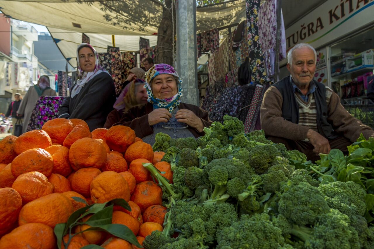 İstanbul’da şubat ayında en çok portakal ve domates tüketildi.