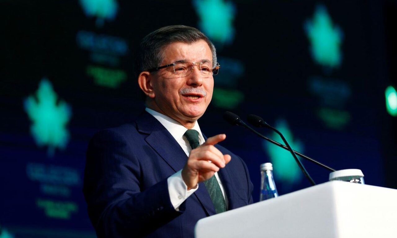 Gelecek Partisi Genel Başkanı Ahmet Davutoğlu, “İnsanlar Korku Ortamında Düşüncelerini Özgürce Dile Getiremiyor, Kimse Konuşamıyor Korkusundan”