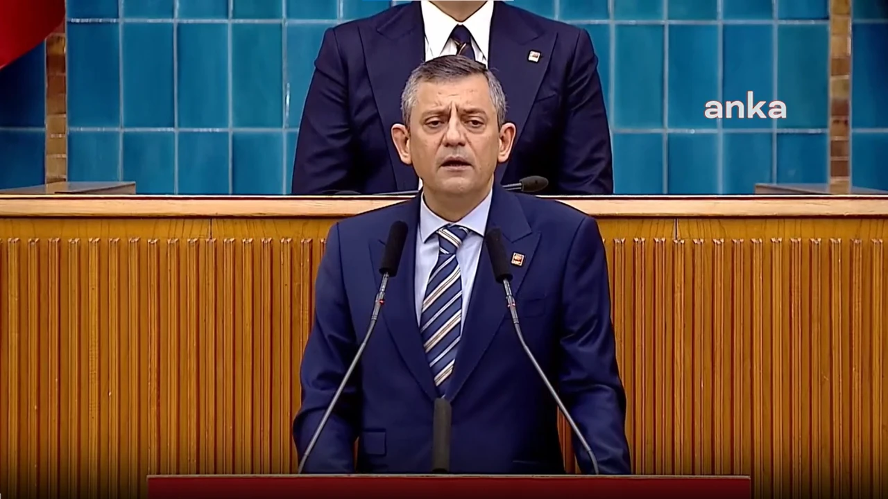 Özel’den ekonomi eleştirisi: “Gerçek enflasyon yüzde 80!”