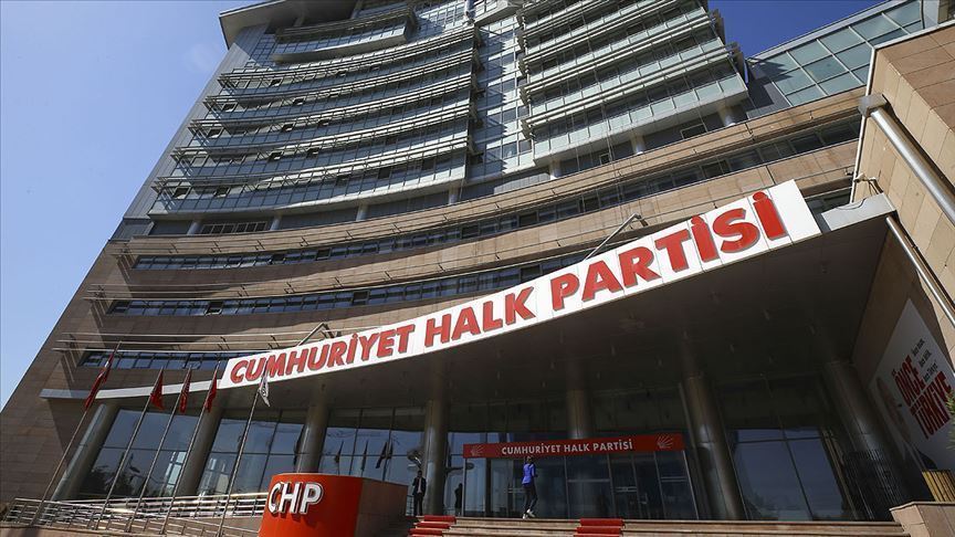 İstifa etmişlerdi… O isimlerin meclis üyesinin parti üyelikleri iptal edildi