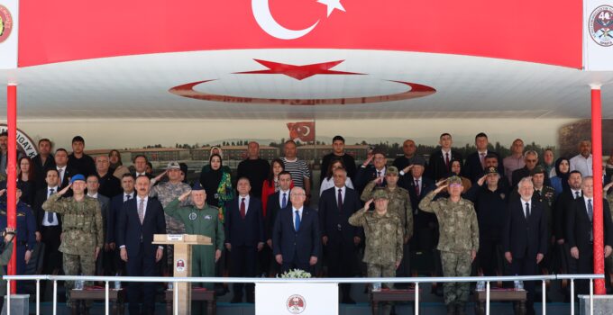 Bakan Güler: “Komandolar Milletimizin Gururu”