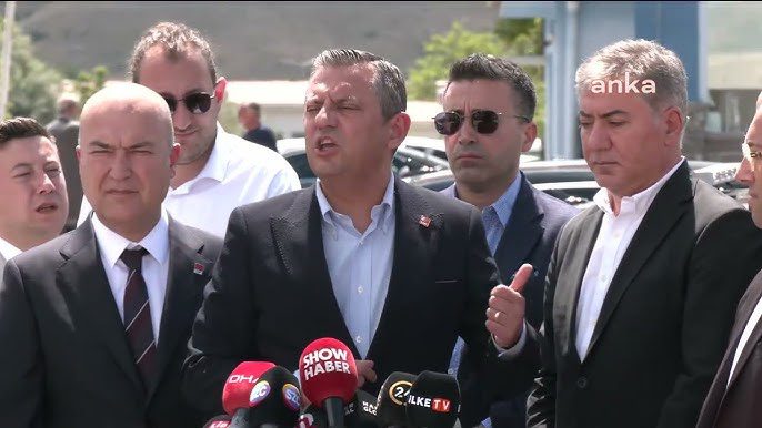 Özel’den sert mesaj: “Bu bir savaş ilanıdır”
