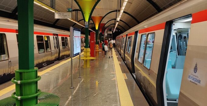 Deprem sonrası İstanbul metro hatlarında zarar var mı?