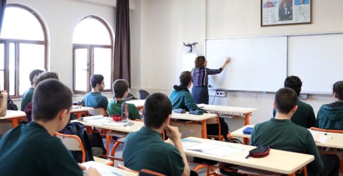 Ara tatil sonrası ilk ders zili bu sabah çaldı