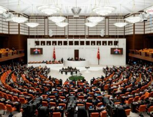 AK Parti’den Anayasa Mahkemesi’nin iptal kararlarını düzenleyen yeni kanun teklifi