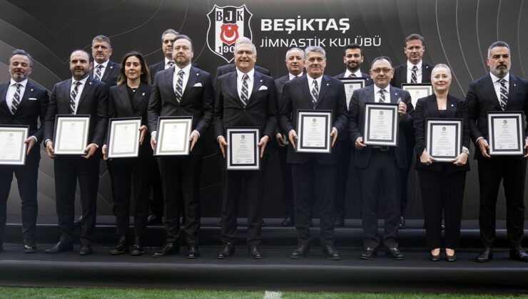 Beşiktaş’ta Başkan Serdal Adalı ve yönetimine mazbata