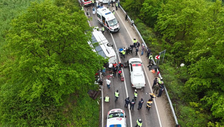 Sinop’ta feci kaza: 2’si ağır 18 yaralı