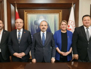 Bülent Turan: Terörsüz Türkiye yolunda güvenlik korucularımızla biriz