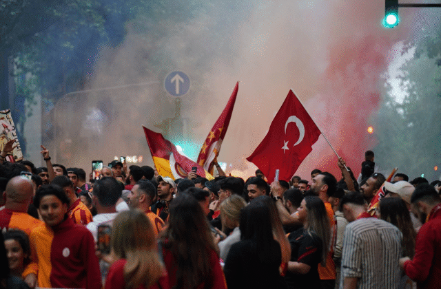 Galatasaray’ın 25’inci şampiyonluğu Almanya’da işte böyle kutladı