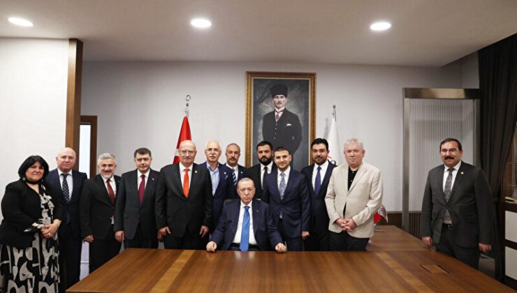 Erdoğan’dan Ankara Ticaret Odası’na ziyaret