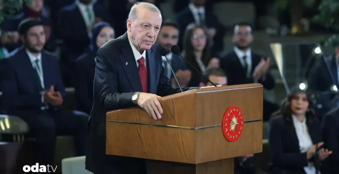 AK Parti yeni anayasanın hazırlığı için bir çalışmalara başladı