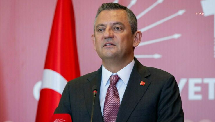 Özgür Özel’den hayatını kaybeden İlhan Şeşen için başsağlığı mesajı