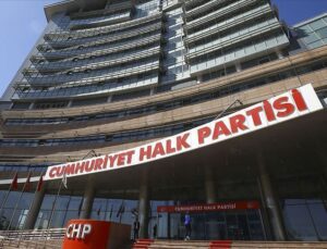 CHP, bütün siyasi tutsaklar için özgürlük talebini dile getirecek