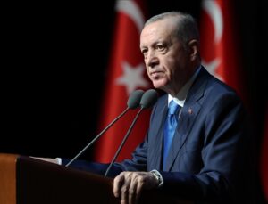 Cumhurbaşkanı Erdoğan, Arnavutluk’ta! Üç toplantıya birden katılacak