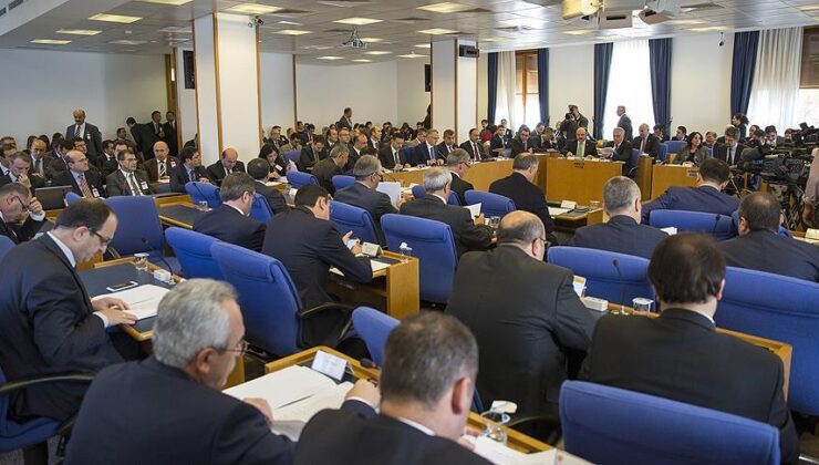 Diyanet İşleri Başkanlığı’yla ilgili torba kanun teklifi TBMM Plan ve Bütçe Komisyonu’nda kabul edildi