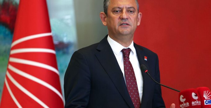 Özgür Özel’den kurultay davası sonrası ilk açıklama: “Mücadele azmimizi kıramazsınız”