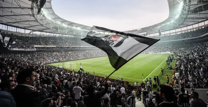 Beşiktaş’tan bomba üstüne bomba: Fenerbahçe’den sonra sıra Benfica’da