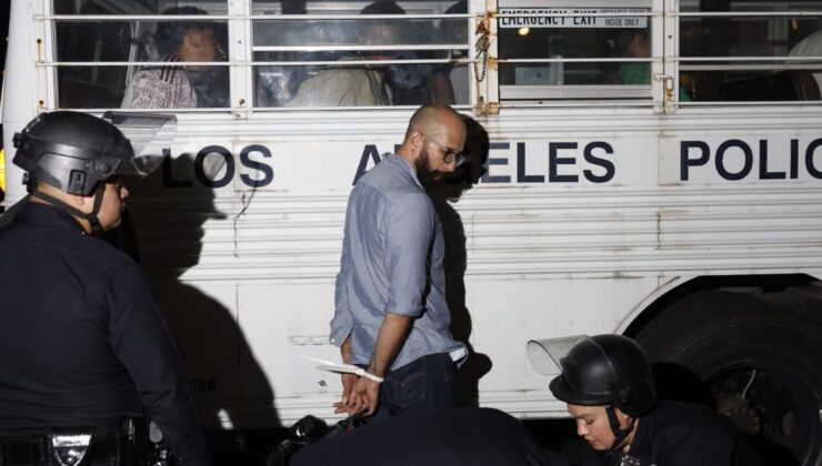 Los Angeles karıştı: 100’den fazla gözaltı var