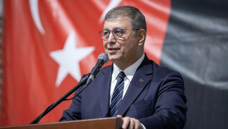 İzmir’de Grev Beşinci Gününde: Başkan Cemil Tugay’dan Flaş Açıklamalar