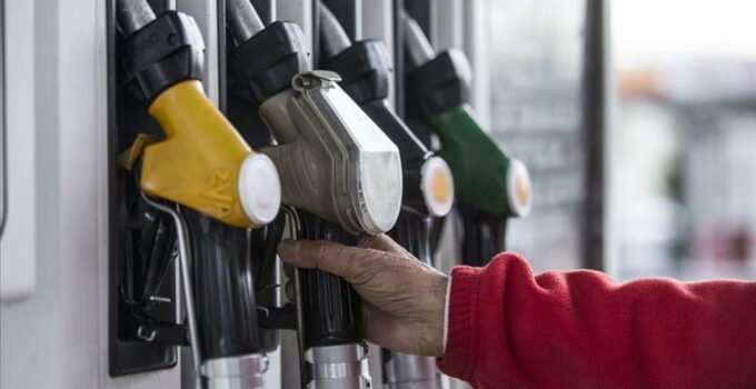 Benzin ve motorinde vatandaşın yüzü nihayet gülüyor