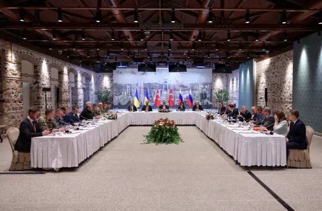 Rus ve Ukrayna heyetlerinin buluşma adresi Türkiye olacak