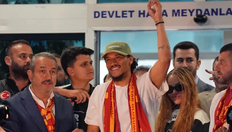 Galatasaray’ın yeni transferi Leroy Sane İstanbul’da