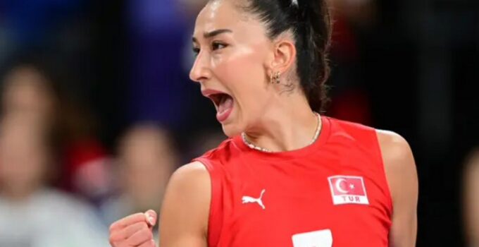 Yıldız isim Hande Baladın’dan kahreden haber!