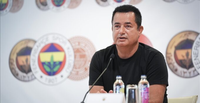 Acun Ilıcalı Fenerbahçe’deki görevinden istifa etti