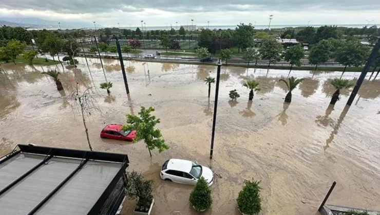 Trabzon’da hayat durma noktasına geldi