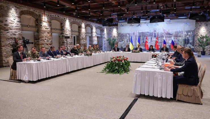 Üçlü Zirve Öncesi Diplomasi Trafiği İstanbul’da!
