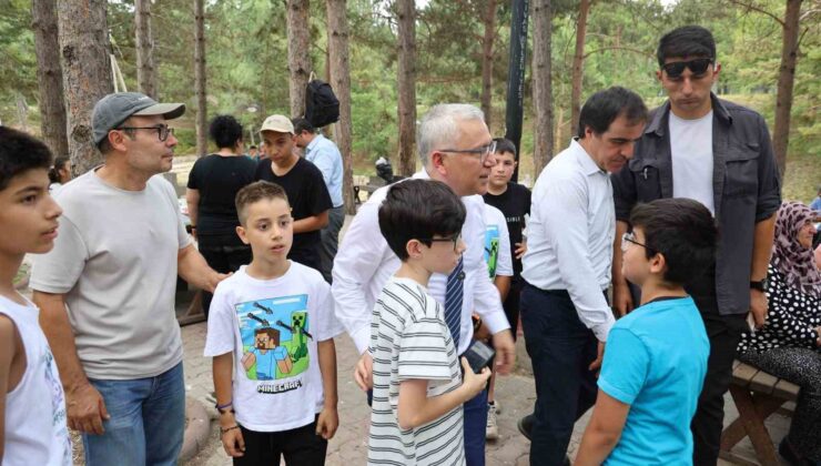 Sivas’ta Yetim ve Öksüz Çocuklar İçin Renkli Piknik Etkinliği Düzenlendi