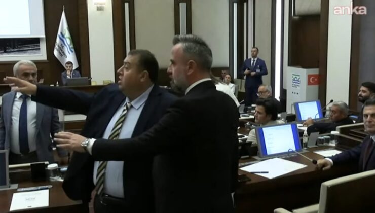 Canlı Yayında Meclis Krizi